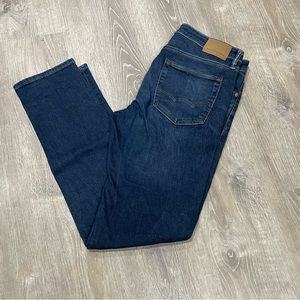 NWOT Men’s American Eagle Airflex Slim Straight Jeans